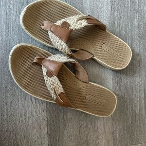 Sperry Tan and Cream Casual Sandals